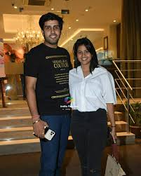 अंजलि अरोड़ा के मंगेतर गिरफ्तार, गाड़ी पर सांसद का फर्जी स्टीकर लगाने का आरोप