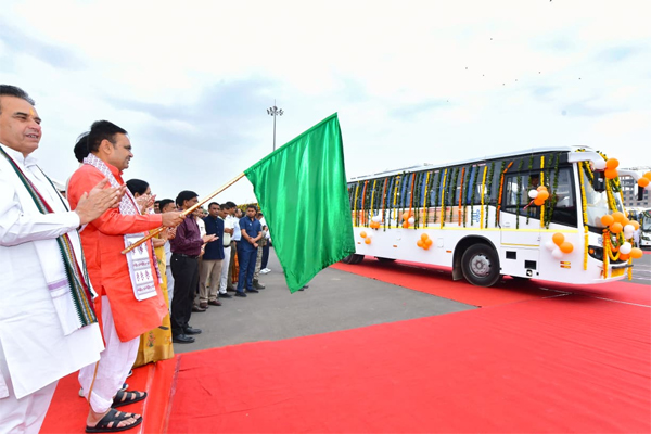सीएम भजनलाल शर्मा ने 207 नवीन बसों को दिखाई हरी झण्डी